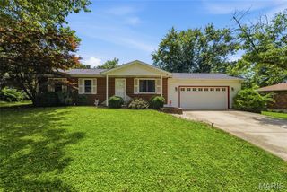 116 Appletree Lane, Glen Carbon, IL 62034