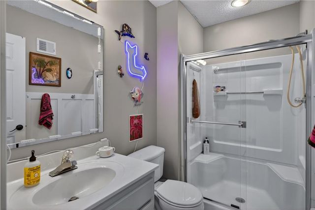 10131 Redbud Lane, Lenexa, KS 66220