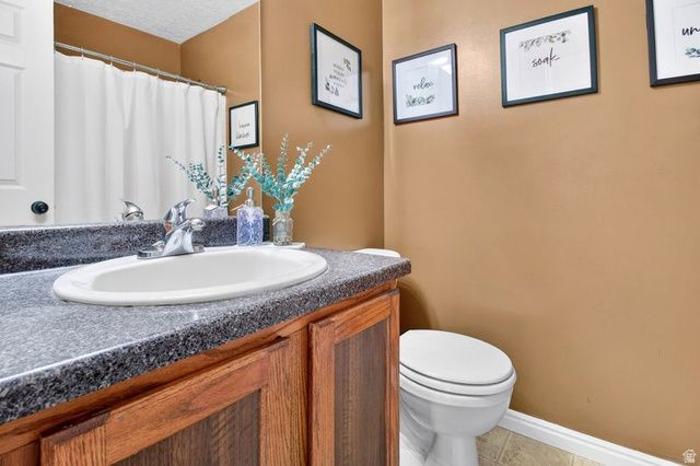 922 W 2100 S, Woods Cross, UT 84087