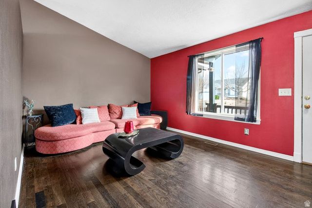 922 W 2100 S, Woods Cross, UT 84087