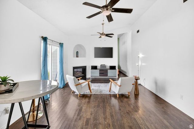 922 W 2100 S, Woods Cross, UT 84087