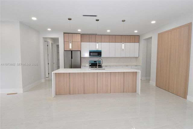 415 Higland Ave, Lehigh Acres, FL 33972