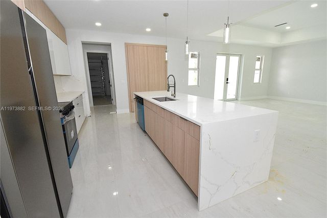 415 Higland Ave, Lehigh Acres, FL 33972