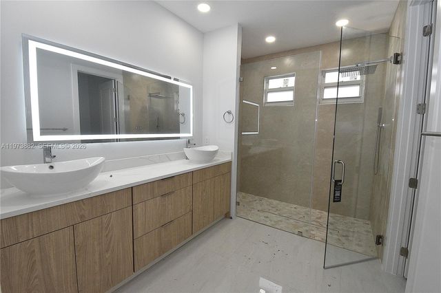 415 Higland Ave, Lehigh Acres, FL 33972