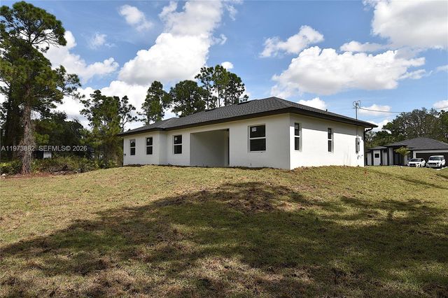 415 Higland Ave, Lehigh Acres, FL 33972