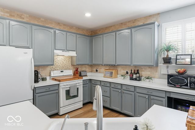 3423 Heathcliff Court, Westfield, IN 46074