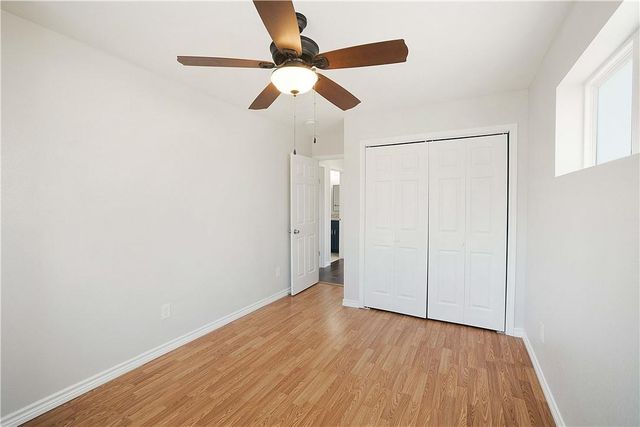 214 Lizzie ST B, Taylor, TX 76574