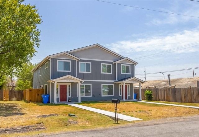 214 Lizzie ST B, Taylor, TX 76574