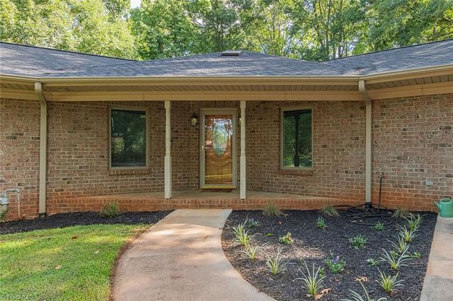 631 Mill Stream Lane, Lexington, NC 27292