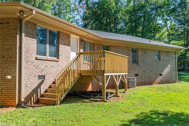 631 Mill Stream Lane, Lexington, NC 27292