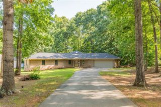 631 Mill Stream Lane, Lexington, NC 27292
