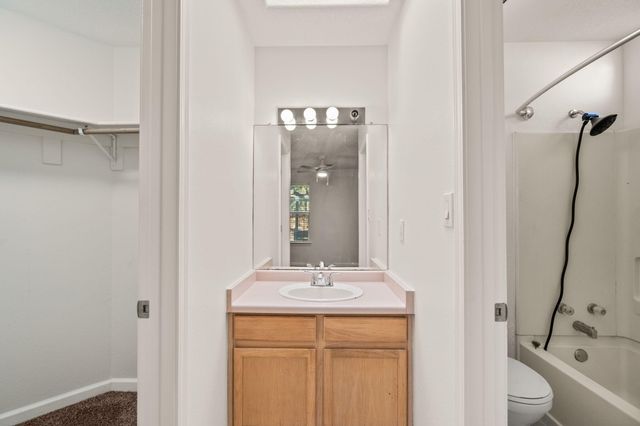 612 Wanda Street SW, Los Lunas, NM 87031