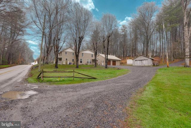3065 BUCHANAN VALLEY RD, Orrtanna, PA 17353