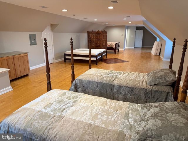104 INDIAN SPRINGS RD, Kennett Square, PA 19348