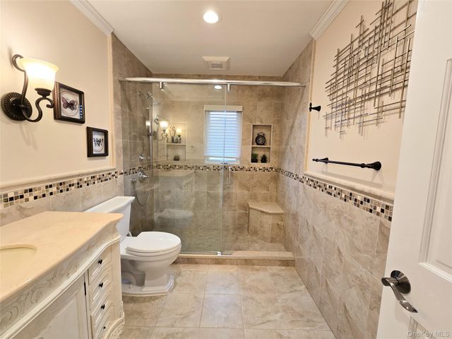 117 Olive Lane, Manhasset Hills, NY 11040