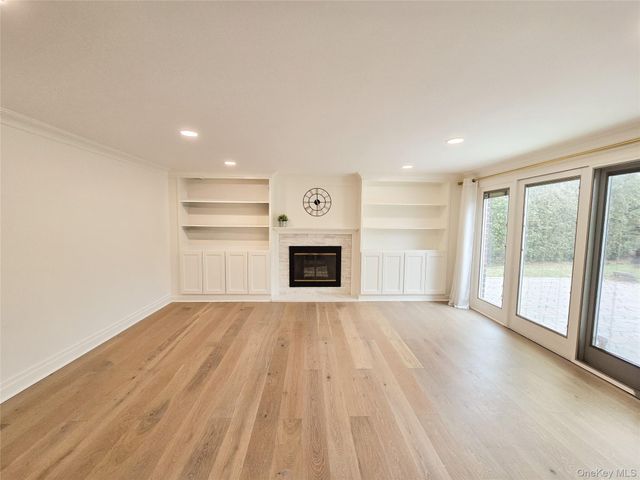 117 Olive Lane, Manhasset Hills, NY 11040