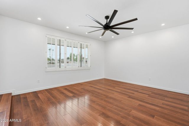 8355 E STELLA Lane, Scottsdale, AZ 85250