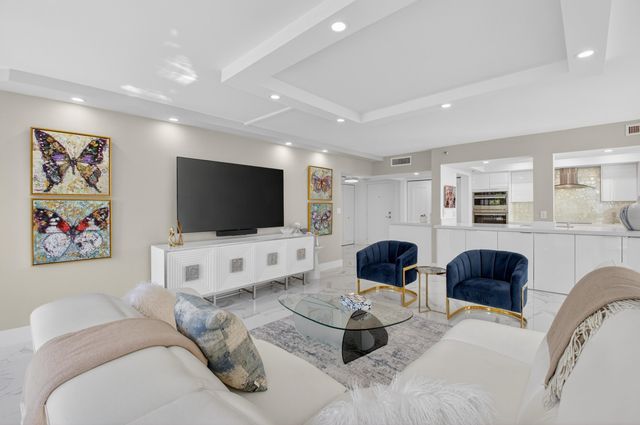 20080 Boca West Drive 438, Boca Raton, FL 33434