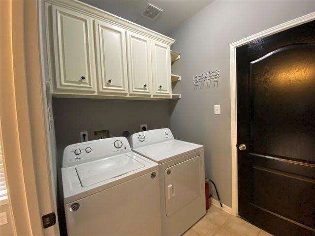 2827 Mustang Hill Lane, Katy, TX 77449