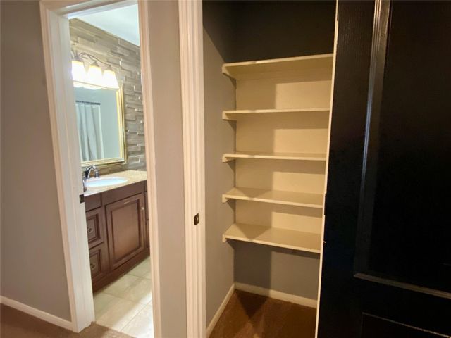 2827 Mustang Hill Lane, Katy, TX 77449