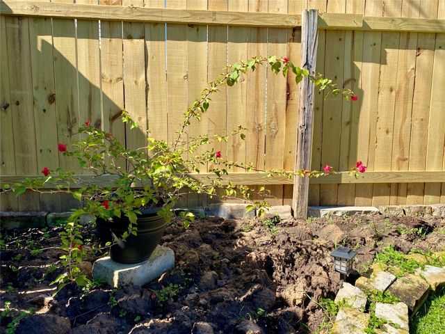 2827 Mustang Hill Lane, Katy, TX 77449