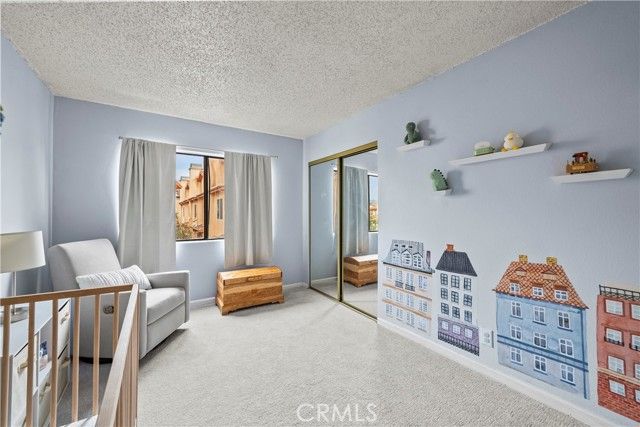 14435 Plummer 23, Panorama City (los Angeles), CA 91402