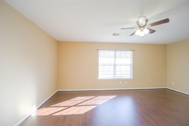 9611 Prairie Dog Run, Sugar Land, TX 77498