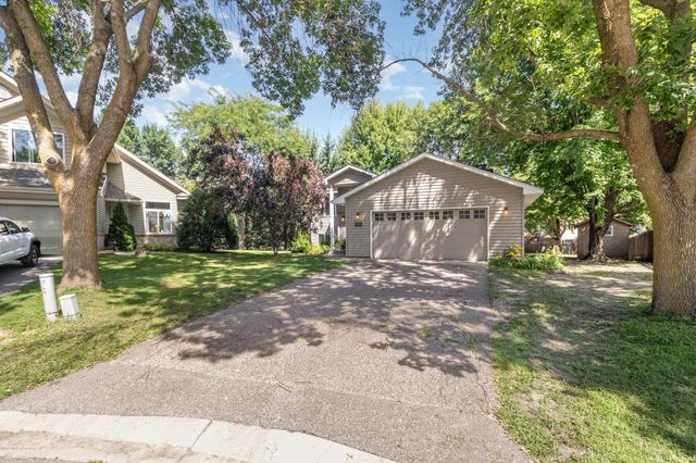 8345 Grace Ct., Victoria, MN 55386