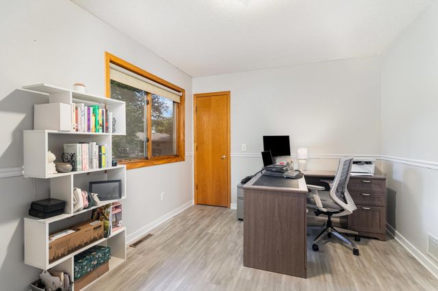 8345 Grace Ct., Victoria, MN 55386