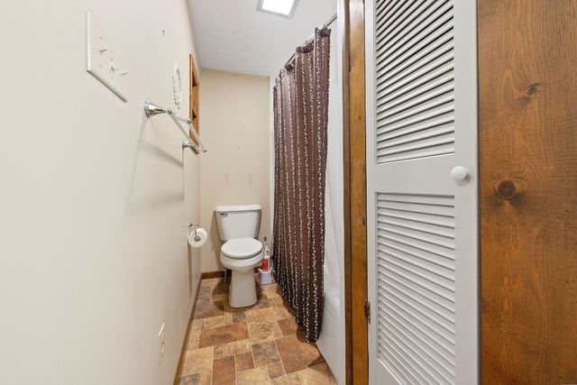 22488 STATE 18 Highway, Conneautville, PA 16406