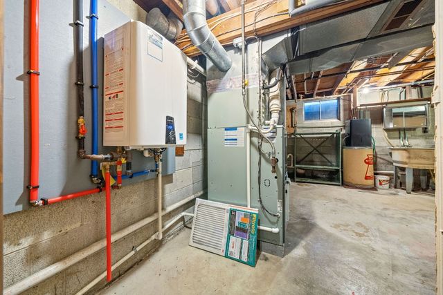 22488 STATE 18 Highway, Conneautville, PA 16406