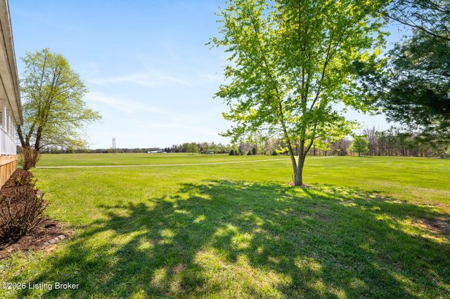 442 Clarks Ln, Shepherdsville, KY 40165