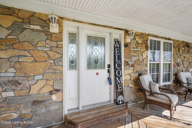 442 Clarks Ln, Shepherdsville, KY 40165