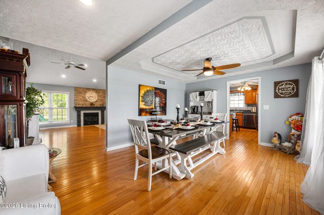 442 Clarks Ln, Shepherdsville, KY 40165