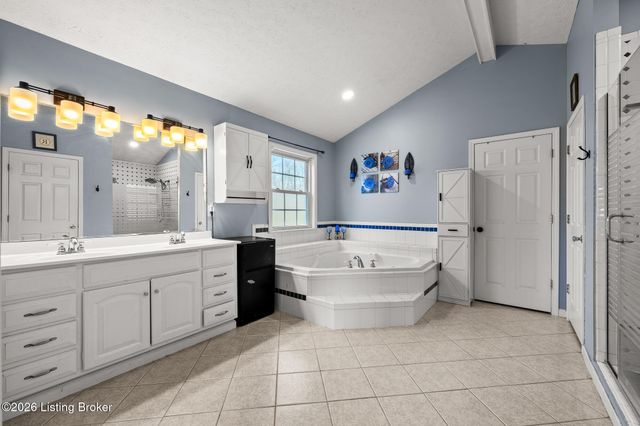 442 Clarks Ln, Shepherdsville, KY 40165