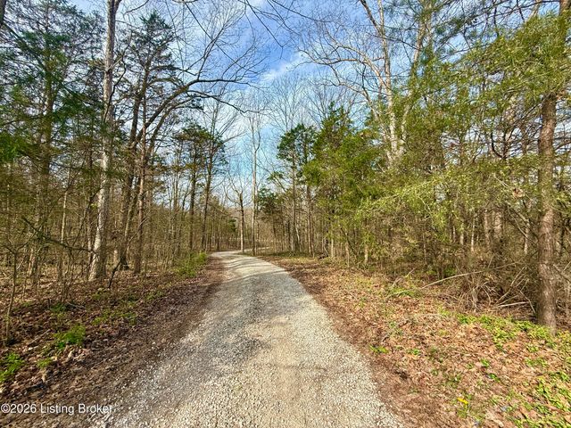 442 Clarks Ln, Shepherdsville, KY 40165