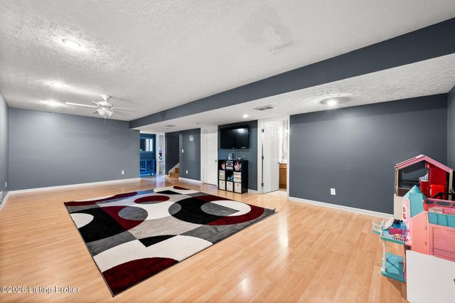 442 Clarks Ln, Shepherdsville, KY 40165