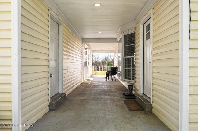 442 Clarks Ln, Shepherdsville, KY 40165