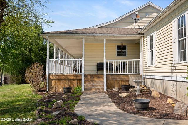 442 Clarks Ln, Shepherdsville, KY 40165