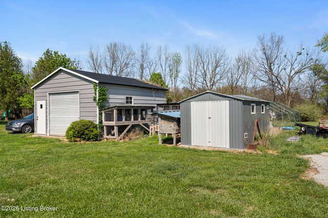 442 Clarks Ln, Shepherdsville, KY 40165