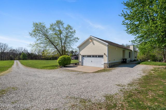 442 Clarks Ln, Shepherdsville, KY 40165