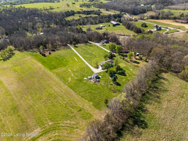 442 Clarks Ln, Shepherdsville, KY 40165