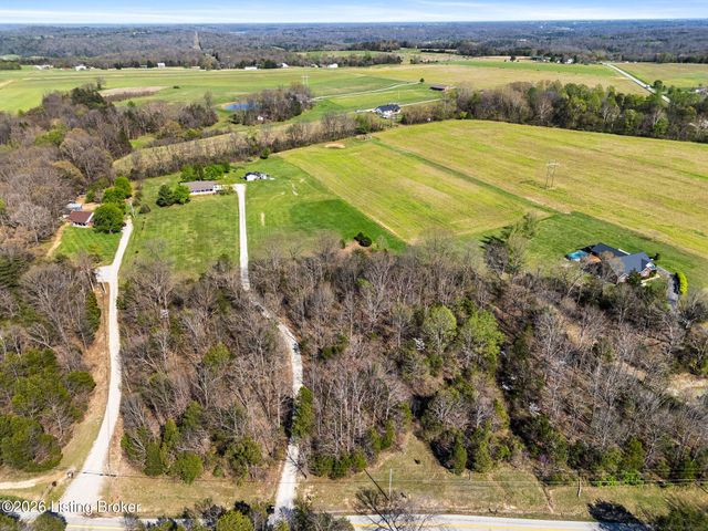 442 Clarks Ln, Shepherdsville, KY 40165