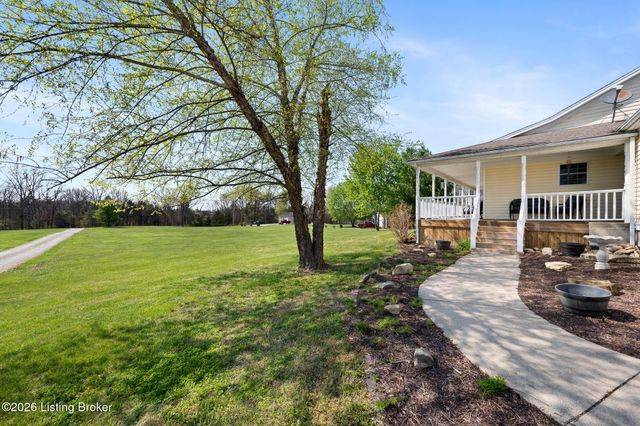 442 Clarks Ln, Shepherdsville, KY 40165