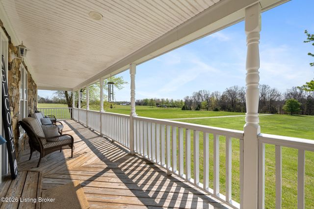 442 Clarks Ln, Shepherdsville, KY 40165