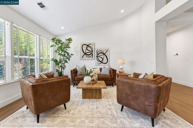 599 Timberleaf Ct., Walnut Creek, CA 94598