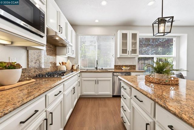 599 Timberleaf Ct., Walnut Creek, CA 94598