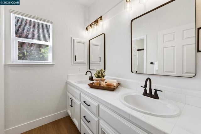 599 Timberleaf Ct., Walnut Creek, CA 94598