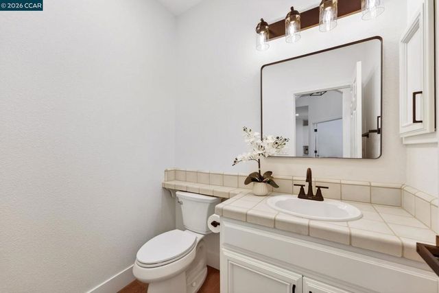 599 Timberleaf Ct., Walnut Creek, CA 94598