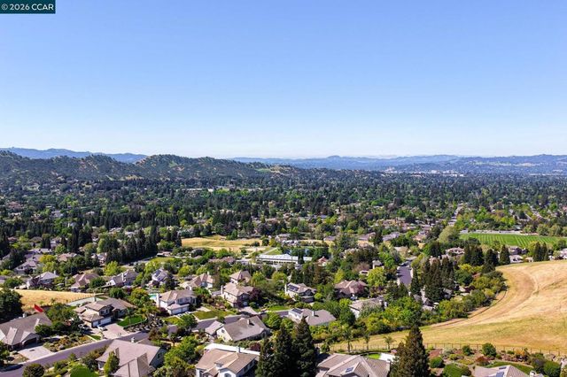 599 Timberleaf Ct., Walnut Creek, CA 94598